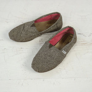 Toms Shoes - size 9.5
